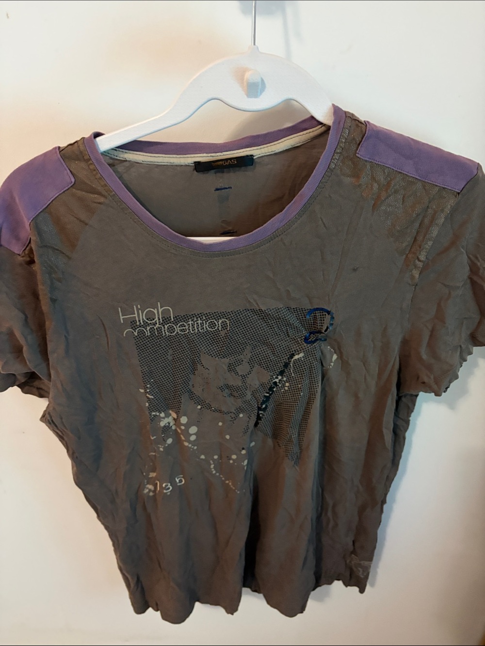 gaze Gray Short Sleeve Tee with Purple Shoulder Accents